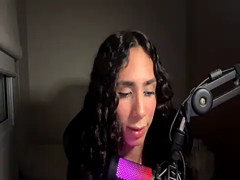 Snapshot of TakakoAthan chatting on 9, 4, 2026 TakakoAthan online show from 9, 4, 2026