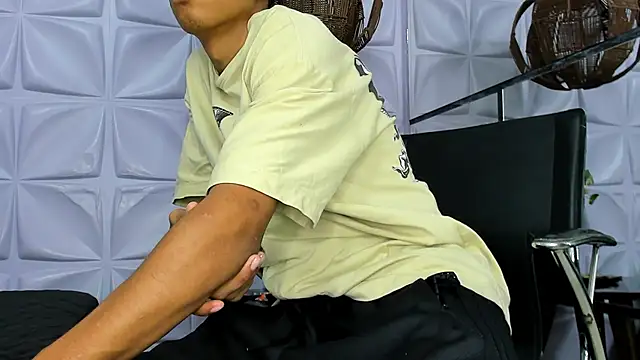 Snapshot of AndySinss chatting on 10, 4, 2026 AndySinss online show from 10, 4, 2026