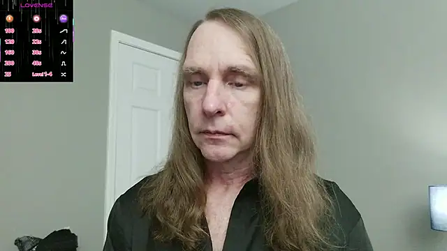 Magnus Luv online show from 4, 7, 2026