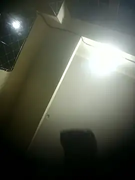 Snapshot of iztentacion chatting on 5, 4, 2026 iztentacion online show from 5, 4, 2026