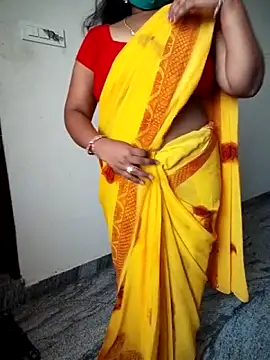 Snapshot of lovely-telugu chatting on 11, 4, 2026 lovely-telugu online show from 11, 4, 2026