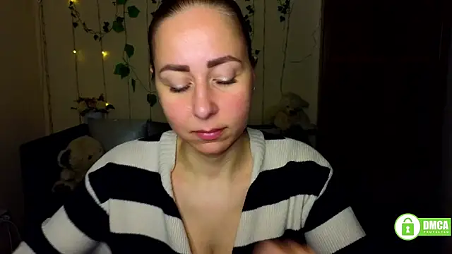 Snapshot of Alicewonderrmiss chatting on 9, 4, 2026 Alicewonderrmiss online show from 9, 4, 2026