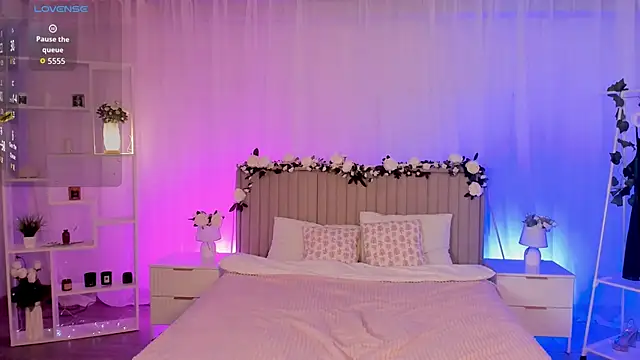 LisaAris online show from 11, 6, 2026