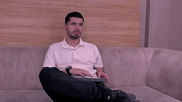 Mateew   online show from 8, 4, 2026