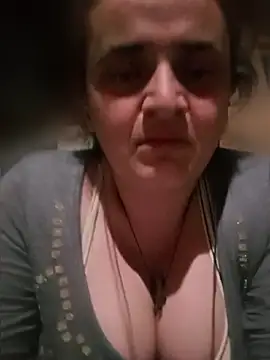 Snapshot of AnabelBexley chatting on 14, 4, 2026 AnabelBexley online show from 14, 4, 2026