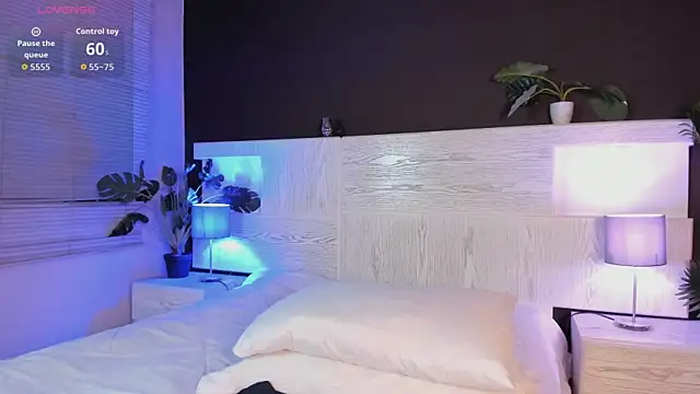 angelina hilton online show from 5, 6, 2026