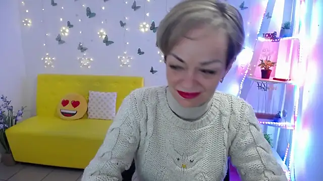 Snapshot of NikaMayu chatting on 1, 5, 2026 NikaMayu online show from 1, 5, 2026