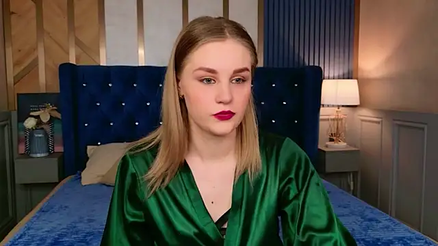 Molly Voses online show from 7, 5, 2026