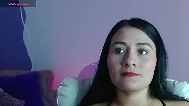 emilylondon 22 online show from 8, 4, 2026