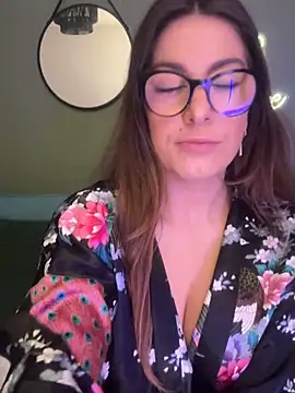 Snapshot of Miarose_gabani chatting on 23, 4, 2026 Miarose gabani online show from 23, 4, 2026