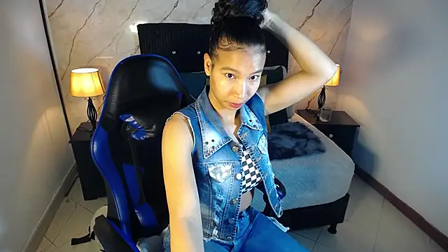 hasley cute online show from 6, 5, 2026