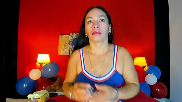 LucianaMadura1 online show from 3, 7, 2026