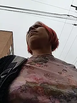 Mia 0-4 online show from 15, 4, 2026