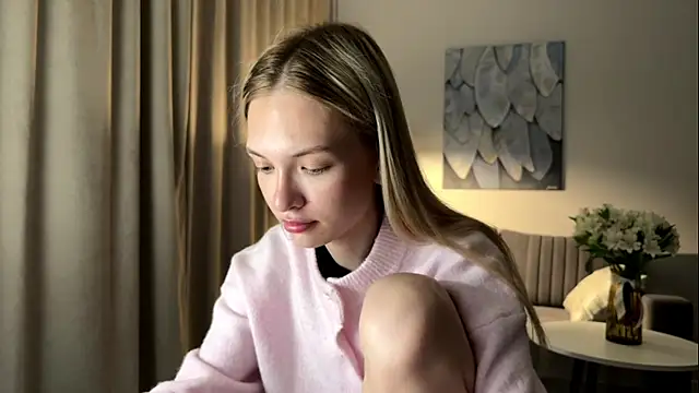 Snapshot of EvelineMolima chatting on 17, 4, 2026 EvelineMolima online show from 17, 4, 2026