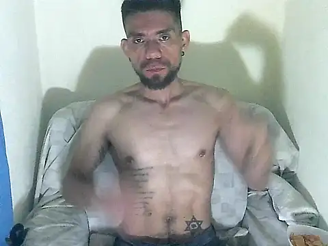 Snapshot of thomas2wood chatting on 14, 6, 2026 thomas2wood online show from 14, 6, 2026