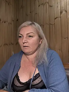 Snapshot of White-Chocolatte chatting on 9, 4, 2026 White-Chocolatte online show from 9, 4, 2026