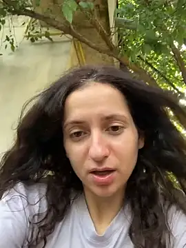 Snapshot of KarolDolly05 chatting on 10, 6, 2026 KarolDolly05 online show from 10, 6, 2026