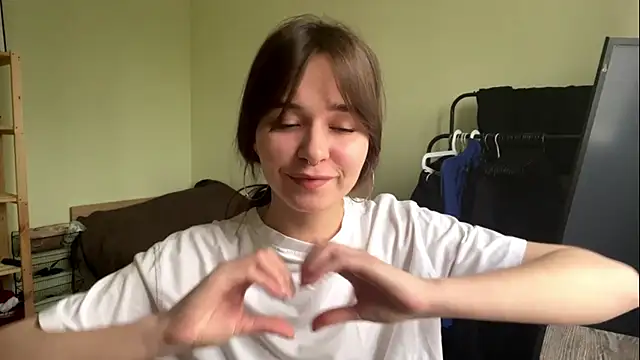 AngelTempt online show from 7, 4, 2026