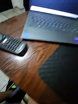 lucasanal20 online show from 8, 4, 2026