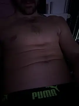 juli42000 online show from 7, 4, 2026