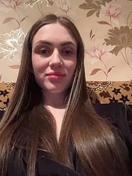 Snapshot of AlinaLove3213 chatting on 15, 4, 2026 AlinaLove3213 online show from 15, 4, 2026