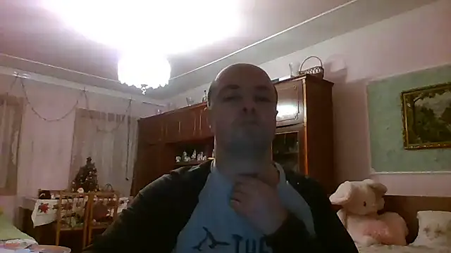 Snapshot of Luceriusbigass chatting on 6, 12, 2024 Luceriusbigass online show from 6, 12, 2024