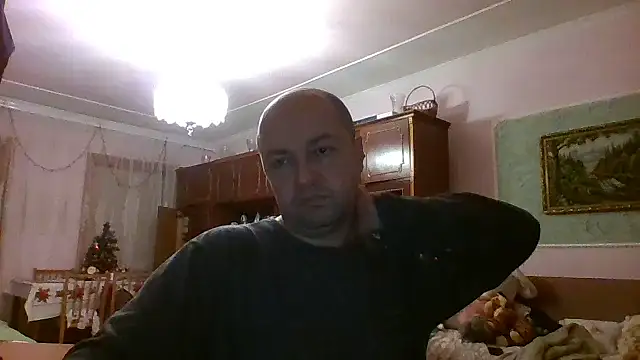 Snapshot of Luceriusbigass chatting on 7, 12, 2024 Luceriusbigass online show from 7, 12, 2024