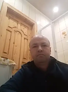 Snapshot of Luceriusbigass chatting on 25, 12, 2024 Luceriusbigass online show from 25, 12, 2024