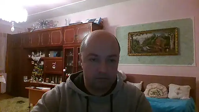 Snapshot of Luceriusbigass chatting on 9, 2, 2025 Luceriusbigass online show from 9, 2, 2025