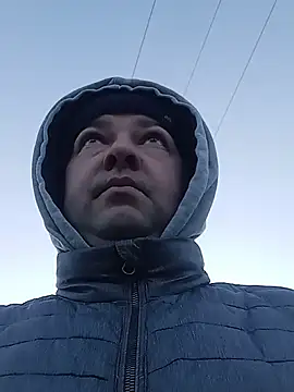 Snapshot of Luceriusbigass chatting on 6, 3, 2025 Luceriusbigass online show from 6, 3, 2025