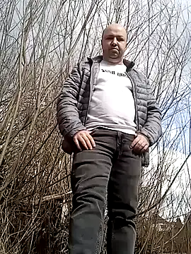 Snapshot of Luceriusbigass chatting on 12, 3, 2025 Luceriusbigass online show from 12, 3, 2025