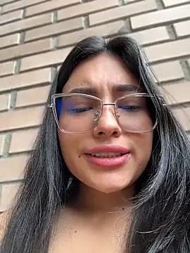 VioletRousee online show from 24, 6, 2026