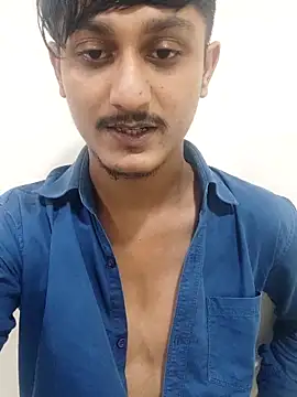 Snapshot of ROMEO_JULIET0022 chatting on 15, 4, 2026 ROMEO JULIET0022 online show from 15, 4, 2026