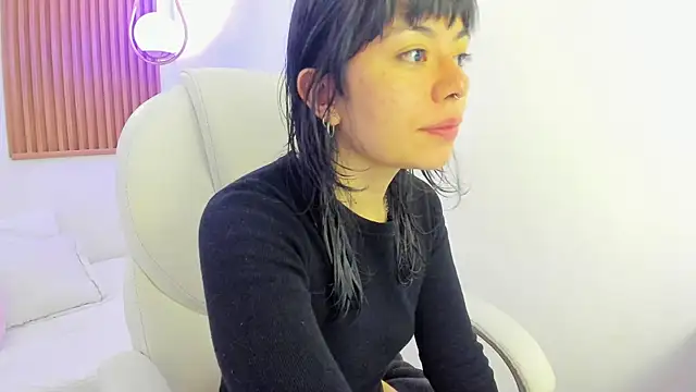 ghostmila online show from 23, 4, 2026