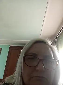 AureliaSky598 online show from 10, 5, 2026