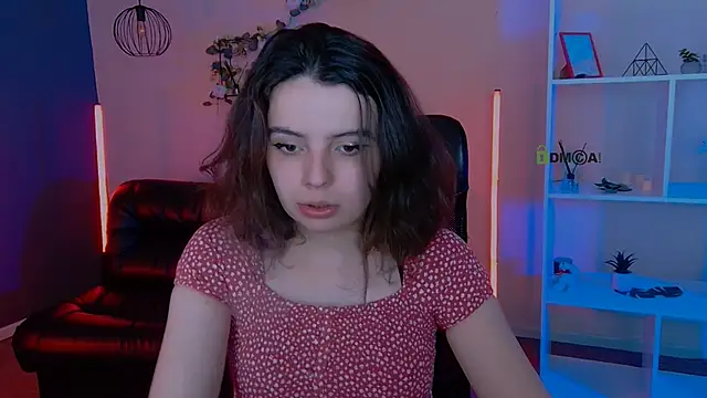 mia mooon  online show from 30, 5, 2026