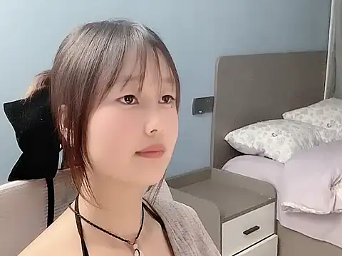 Xiaoqing00 online show from 14, 4, 2026