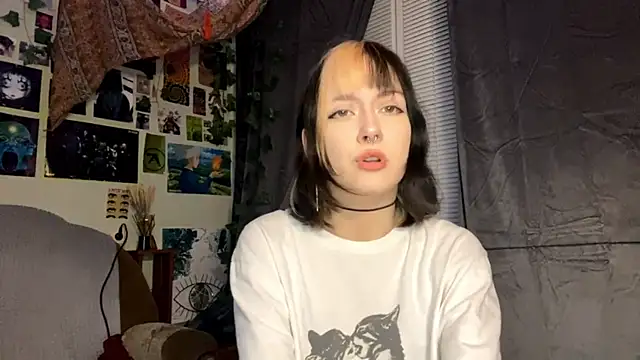 AllegraStaffieri online show from 8, 4, 2026