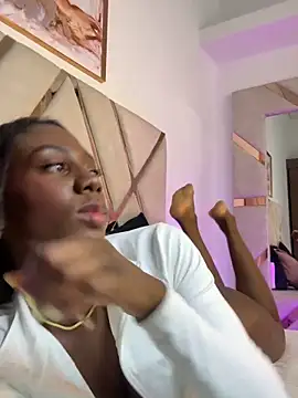 Snapshot of Zoe_Ravenn chatting on 23, 5, 2026 Zoe Ravenn online show from 23, 5, 2026