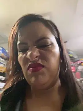 MIA ROSSEEE online show from 15, 5, 2026