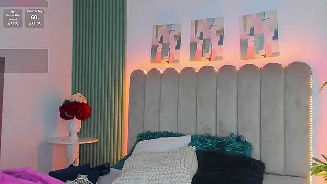 Snapshot of Layla_amirah chatting on 3, 5, 2026 Layla amirah online show from 3, 5, 2026