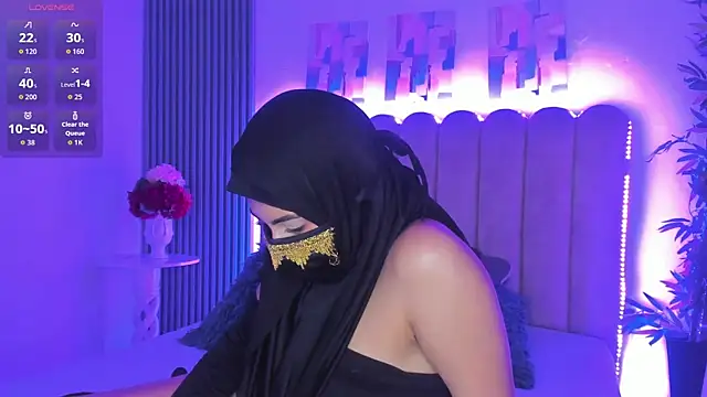 Snapshot of Layla_amirah chatting on 8, 5, 2026 Layla amirah online show from 8, 5, 2026