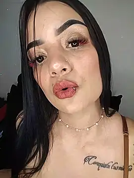 Luna scarllet8 online show from 2, 6, 2026