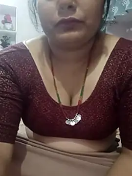 Snapshot of bhabhi-lovely chatting on 15, 4, 2026 bhabhi-lovely online show from 15, 4, 2026