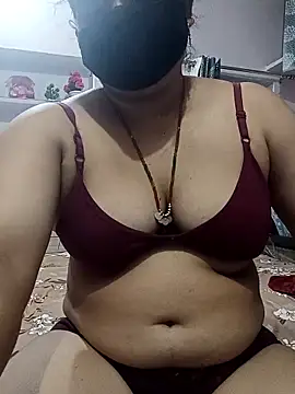 Snapshot of bhabhi-lovely chatting on 29, 4, 2026 bhabhi-lovely online show from 29, 4, 2026