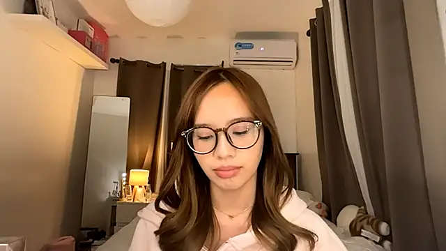 VondaHolmquest online show from 11, 4, 2026