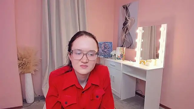 Snapshot of ErmaCurlis chatting on 13, 4, 2026 ErmaCurlis online show from 13, 4, 2026