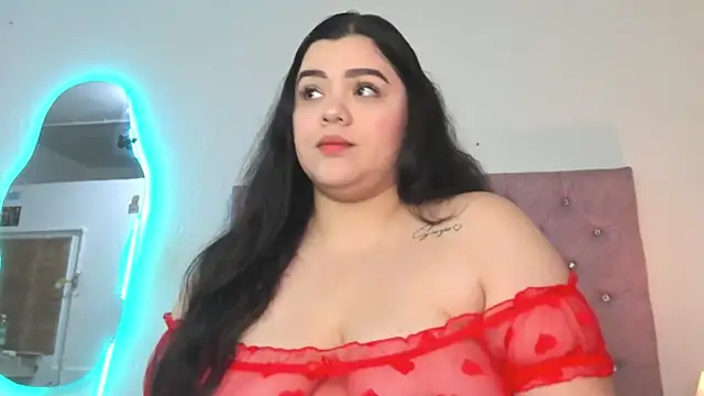 Snapshot of laurenlaine chatting on 29, 5, 2026 laurenlaine online show from 29, 5, 2026