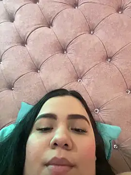 Snapshot of laurenlaine chatting on 31, 5, 2026 laurenlaine online show from 31, 5, 2026