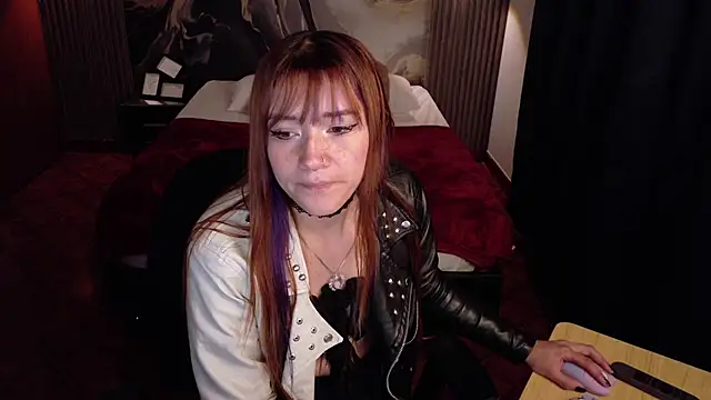 Emily Cherry  online show from 15, 5, 2026